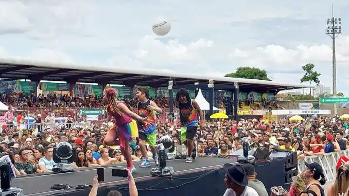 Show: Tripulantes agita 61 anos de emancipação de Osasco